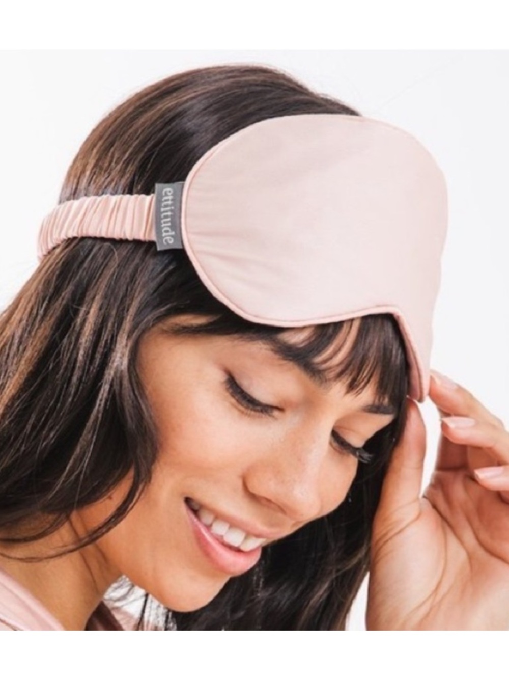 ettitude Bamboo Lyocell Eye Mask in Cloud Pink - 100% Organic Bamboo Lyocell - Picture 5 of 12